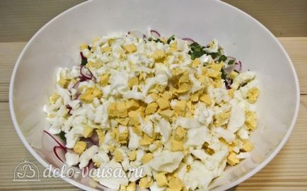 Saláta szardínia recept egy fotó - egy lépésről lépésre főzés saláta, retek és a tojás