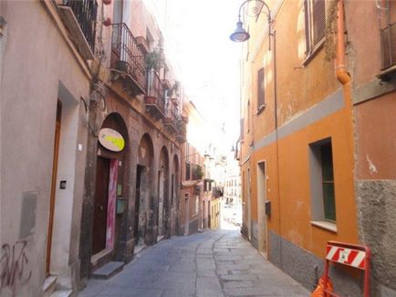 Сардинія один день в кальяри - огляд італії