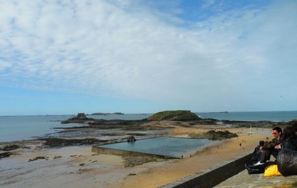 Saint-Malo, ghidul Parisului