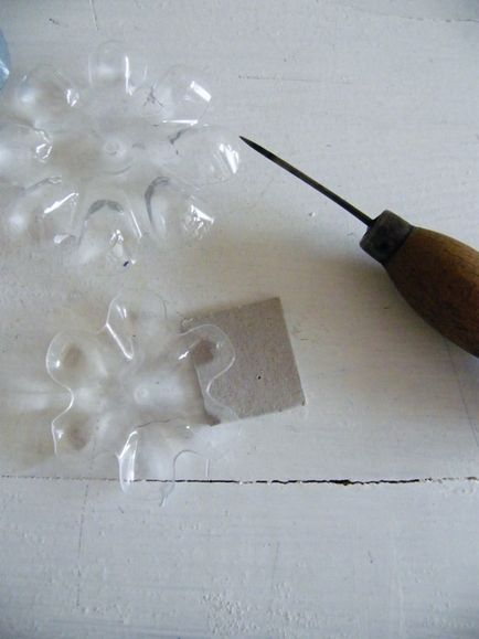 Fulgi de zăpadă din sticle (diverse) Fulgi de zăpadă din sticle