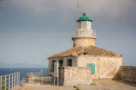 Cetatea veche (paleo fryrio) din Corfu în Corfu