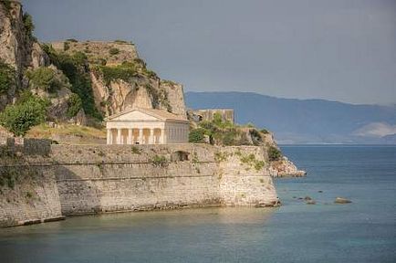 Cetatea veche (paleo fryrio) din Corfu în Corfu