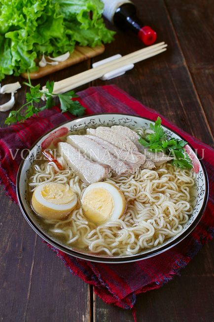 Soup ramen rețetă este clasic, magic