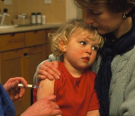 A fültőmirigy-gyulladás egy gyermek tünetei, hogy segítsen felismerni a betegséget