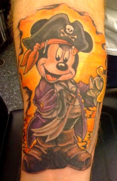 Tattoo Mickey Mouse - érték tetoválás minták és képek