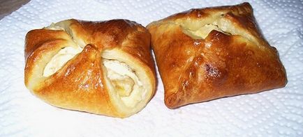Сирні булочки - рецепти в духовці з дріжджового або листкового тіста на швидку руку