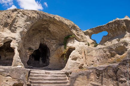 Uplistsikhe - ősi barlang város és a szülővárosa Sztálin - éget, vagy ha menni Tbiliszi 1 nap