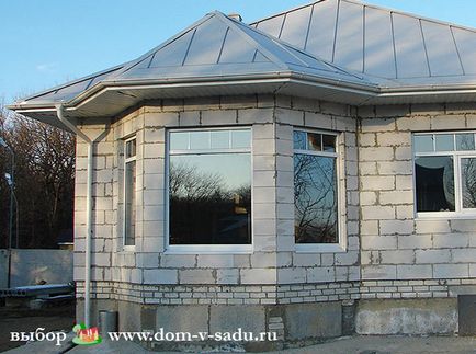 Veranda tartozik a házhoz, egy szép ház és a kert (otthon) Veranda tartozik a házhoz, egy szép ház és kert