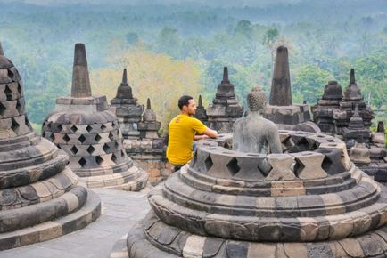 Templul din Borobudur și Prambanan - obiective turistice din Djokjakarta, viata blogului cu un vis!