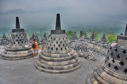 Templul din Borobudur și Prambanan - obiective turistice din Djokjakarta, viata blogului cu un vis!
