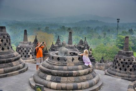 Templul din Borobudur și Prambanan - obiective turistice din Djokjakarta, viata blogului cu un vis!