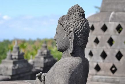 Templul din Borobudur și Prambanan - obiective turistice din Djokjakarta, viata blogului cu un vis!