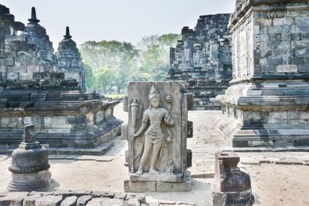 Templul din Borobudur și Prambanan - obiective turistice din Djokjakarta, viata blogului cu un vis!