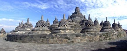 Templul Borobudur și Prambanan - obiective turistice din Djokjakarta, viața blogului cu un vis!