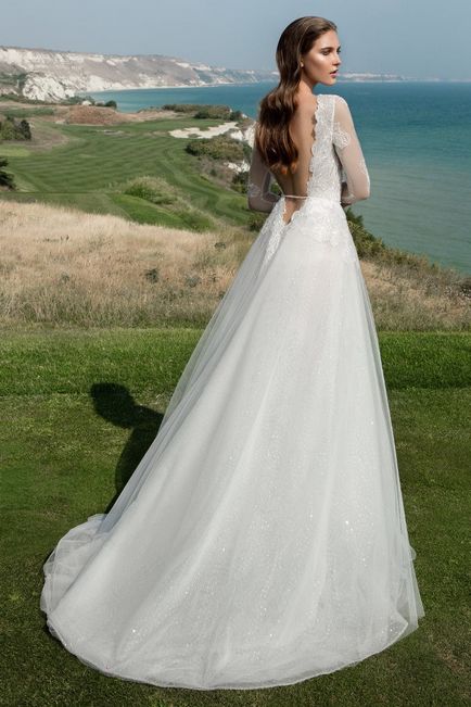 Зачаровує весільну сукню а-силуету в Хабаровську