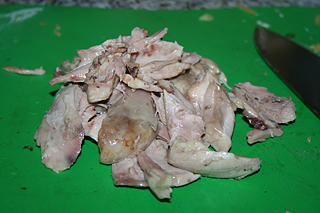 Carne de pui cu carne de pui si ceapa verde