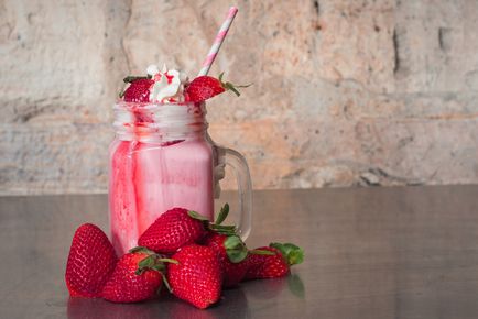 10 milkshakes răcoritoare care merită gătit acasă