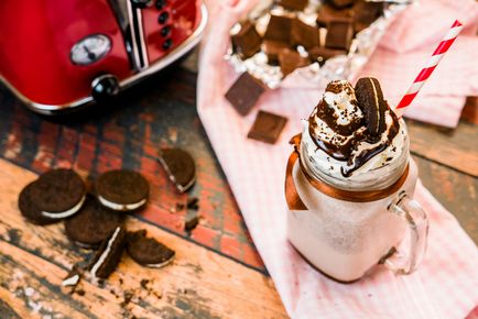 10 milkshakes răcoritoare care merită gătit acasă