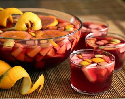 5 cocktail-uri alcoolice cu fructe