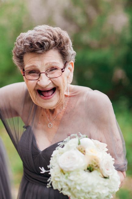 De 89 de ani, domnișoara de onoare a făcut nunta cu adevărat specială