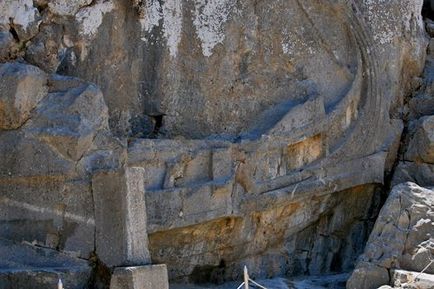 Acropole din Lindos pe insula Rhodos