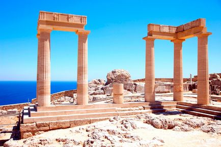 Acropole din Lindos în Grecia istorie, descriere, fotografie