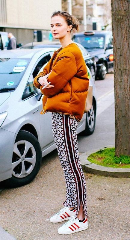 Pantaloni cu imprimare pentru femei, floral, camuflaj, geometric și leopard, cu ce să poarte