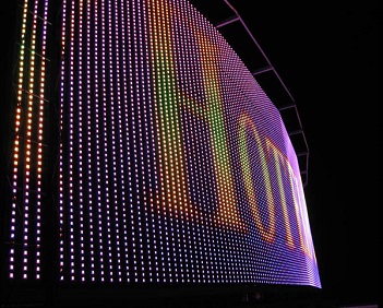 Що таке світлодіодний екран, або led екран - він відображає рекламу та інформаційні матеріали в