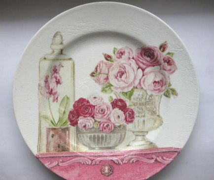 Декупаж порцелянової тарілки «троянди Провансу» - ярмарок майстрів - ручна робота, handmade
