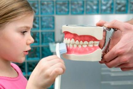 Copii stomatologie la Kiev - servicii de calitate de la dinastia clinica dentara