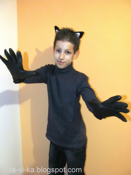 Meșteșuguri pentru copii și costume de sine pentru Halloween - o prezentare de ansamblu