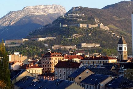 Excursie la Grenoble - un patrimoniu cultural pe care îl puteți vizita - monumente, muzee, temple, palate și teatre