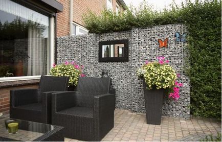 Gabionok kerttervezés fotók, kilátás, tervezési ötletek rekreációs területek termelésére táblák (Gabions anyagmozgató technológia) Gabionok kerttervezés fotók, kilátás, tervezési ötletek üdülőterületen, ötlet a