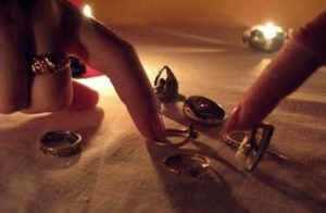 Divination by rings