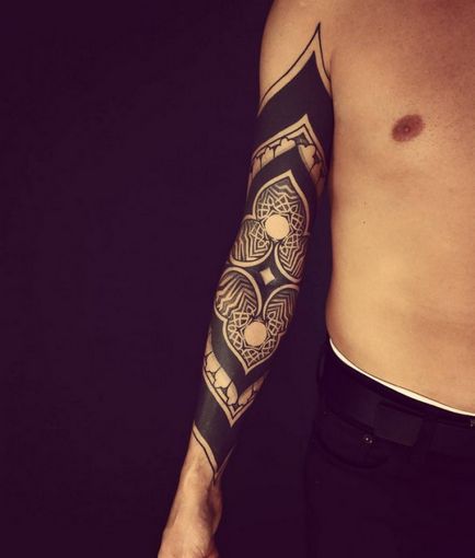 Geometric tatuaj brian gomes pe motive de desene pe corpurile popoarelor tribale din Amazon