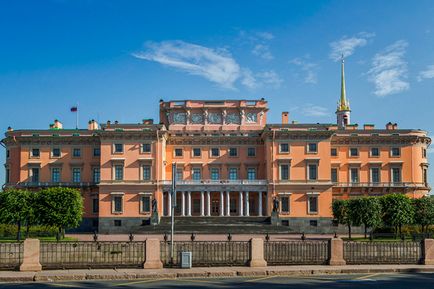 Міські легенди михайлівський замок