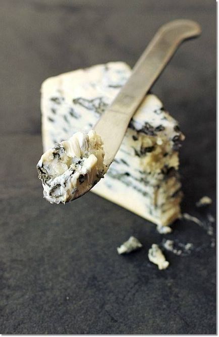 Cum să verde, 3 motive pentru a iubi brânza cu mucegai