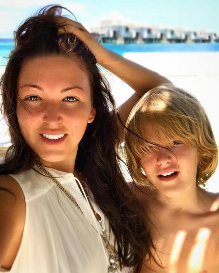Irina Dubtsova „fia már megköveteli kishúga” - a csillagok