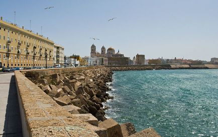 Cadiz - un oraș aflat la marginea lumii - foto-blog al călătoriilor prin Spania - spania noastră