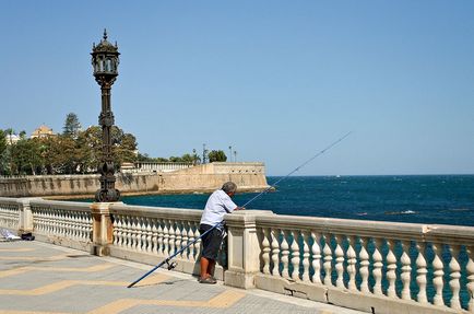 Cadiz - un oraș aflat la marginea lumii - foto-blog al călătoriilor prin Spania - spania noastră