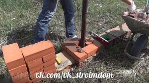 Cum de a construi un gard de cărămidă cu propriile mâini cum ar fi, construirea și repararea
