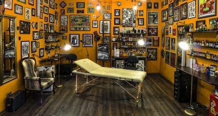 Cum să plasați un salon de tatuaj