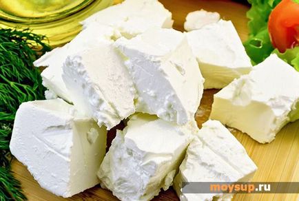 Cum să faci o salată cu brânză de feta