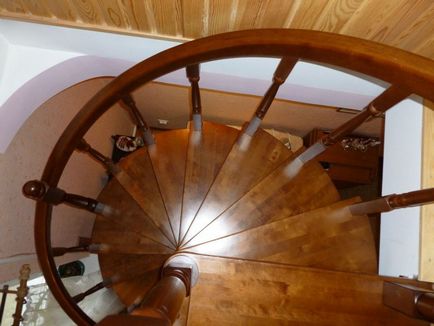 Як захистити дерев'яні сходи фарбування і обробка