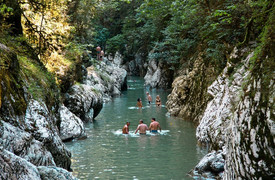 Canyon poarta naibii, Sochi (gazdă)