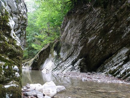 Canyon poarta naibii, Sochi (gazdă)