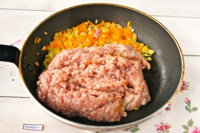 Burgonya hússal a sütőben - a recept lépésről lépésre - lépésről lépésre recept, hogyan kell főzni fotókkal
