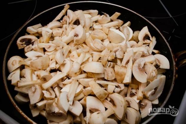Quiche gombával és csirke - lépésről lépésre recept fotók