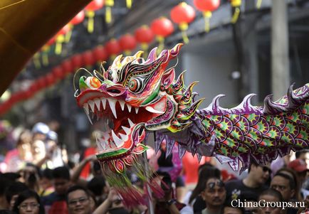 Dragonul chinezesc este un simbol al cerului