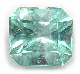 Proprietățile magice ale pietrei smarald sunt proprietățile forță și curative ale smaralde, bijuterie